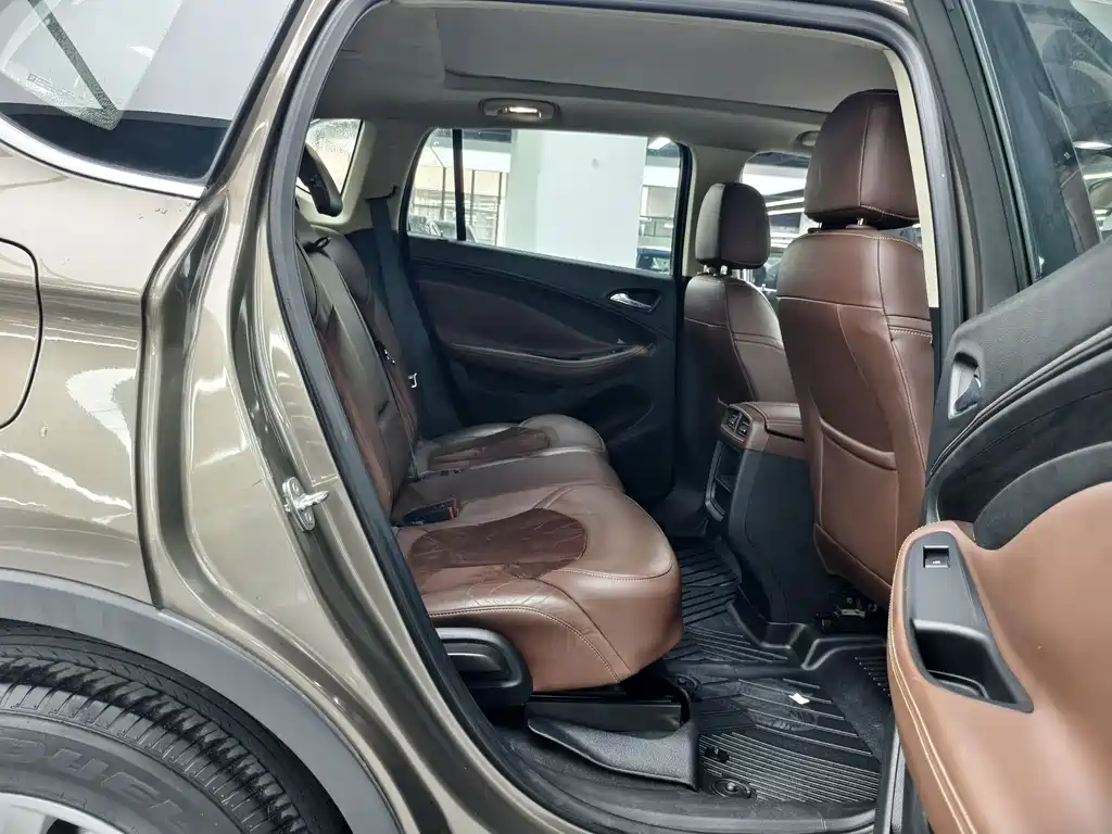 Buick Envision Plus 2016 — фото 12