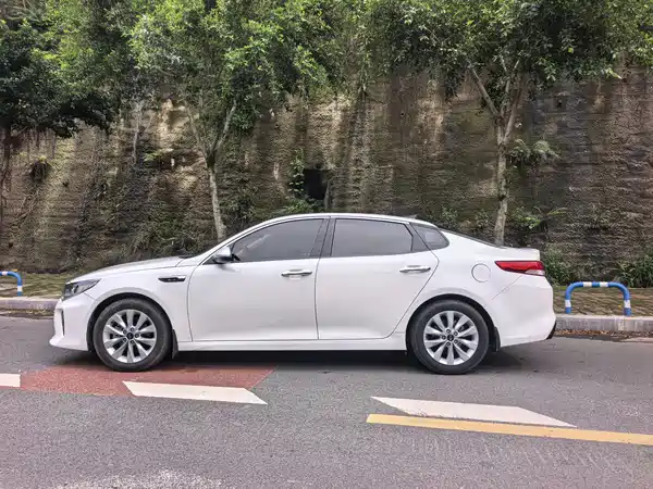 Kia K5 2016