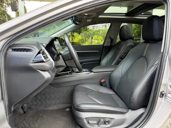 Toyota Camry 2023