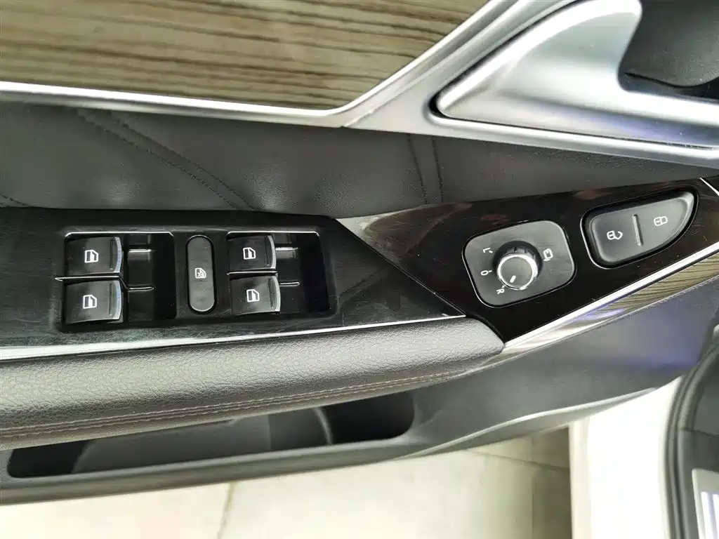 Haval H6 Coupe 2016 — фото 9
