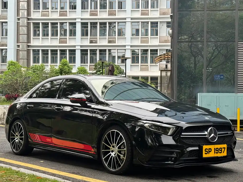 Mercedes-Benz A-Class AMG 2023 — фото 3