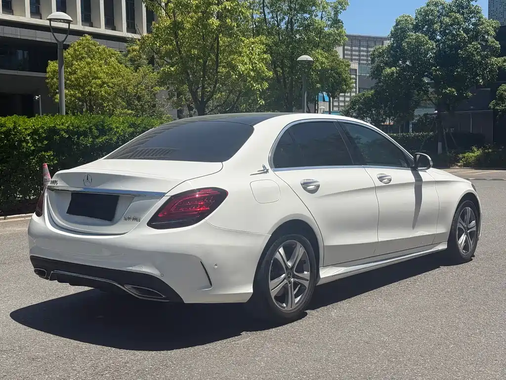 Mercedes-Benz C-Class 2020 — фото 24