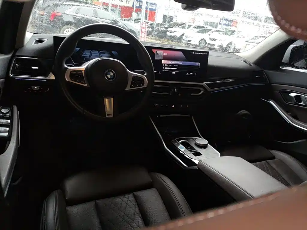 BMW i3 2023