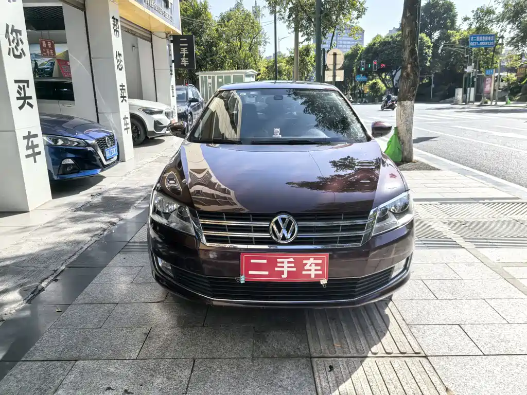 Volkswagen Lavida 2014