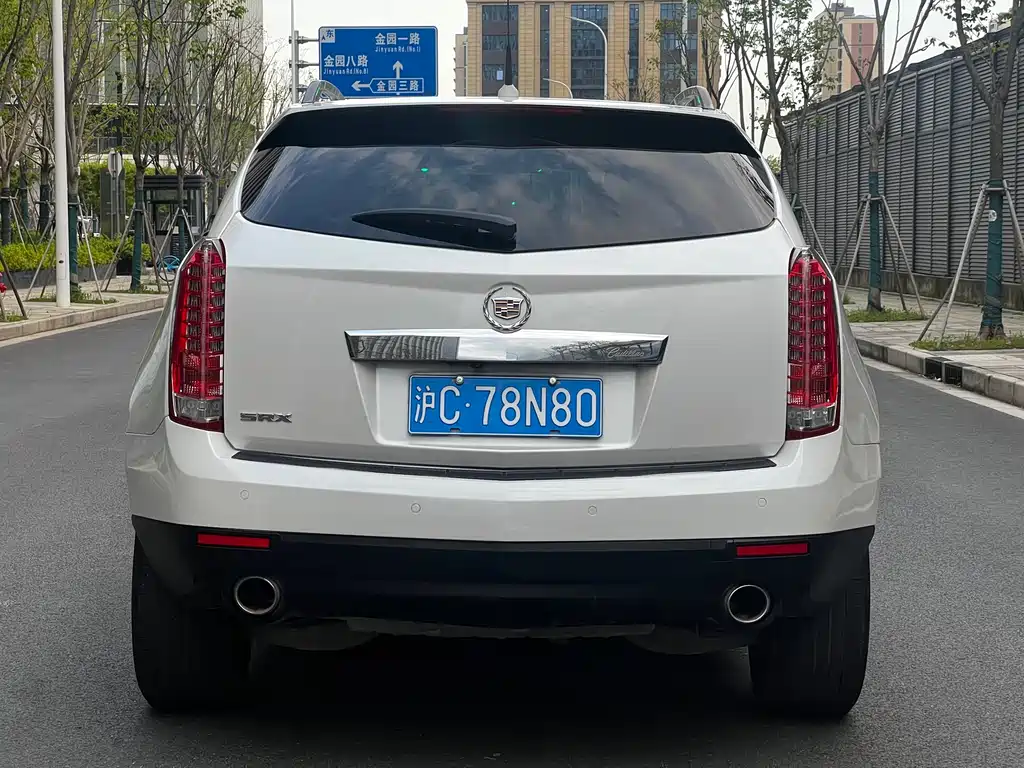 Cadillac SRX 2015 — фото 21