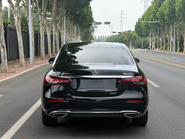Mercedes-Benz E-Class 2023