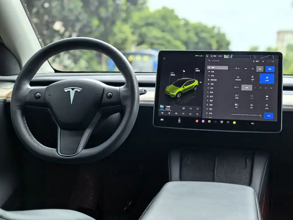 Tesla Model Y 2022 — фото 10