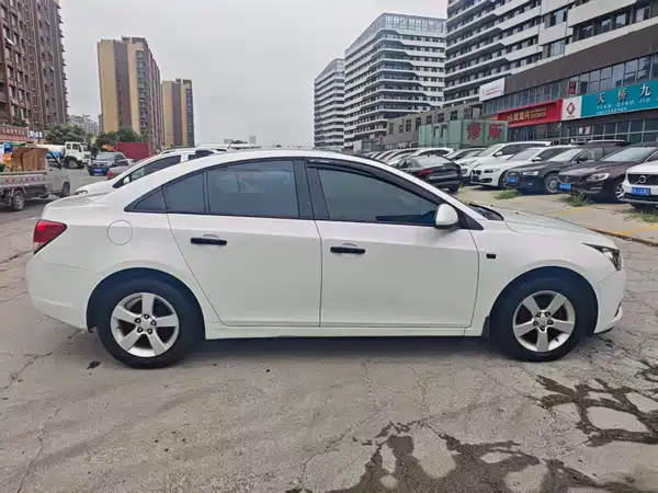Chevrolet Cruze 2011