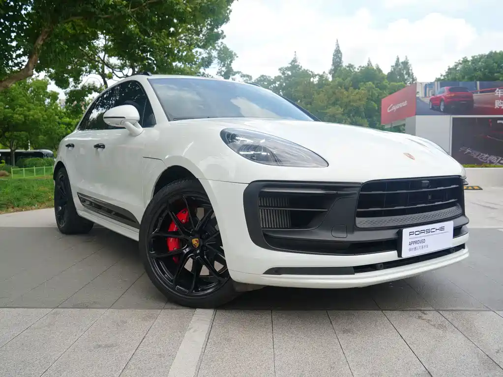 Porsche Macan 2023 — фото 12