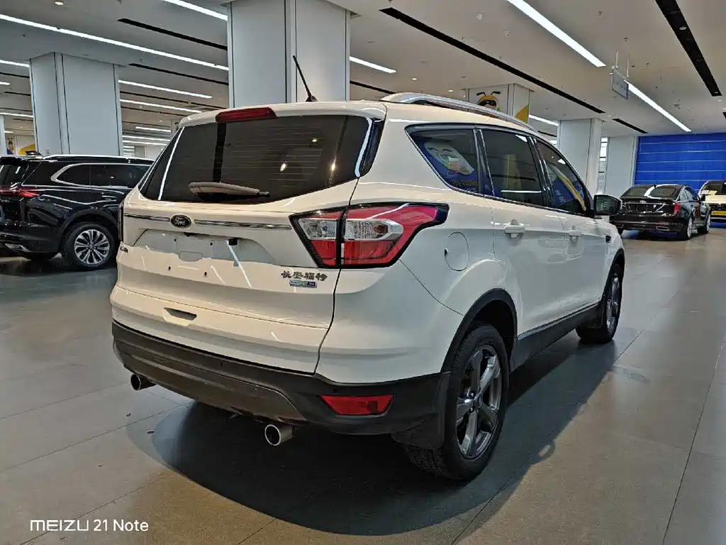 Ford Kuga 2020 — фото 6