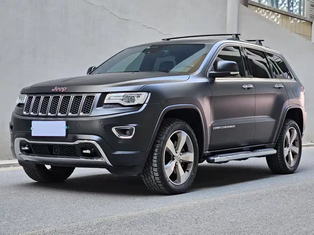 Jeep Grand Cherokee 2016 — фото 1