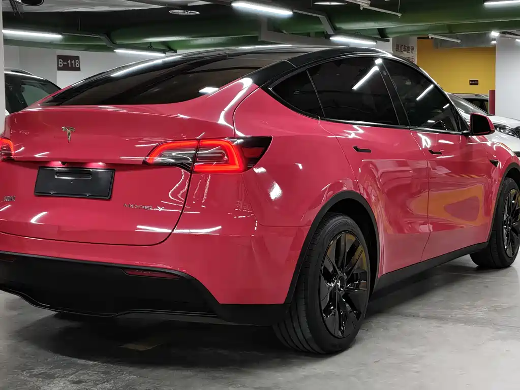 Tesla Model Y 2023 — фото 13