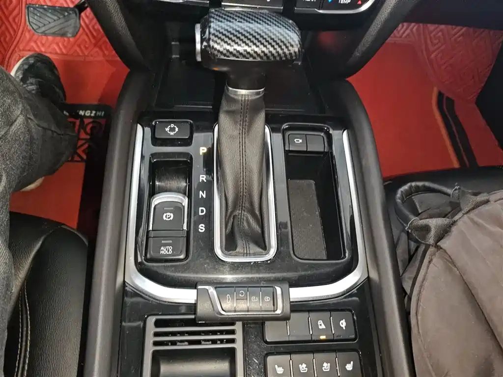GAC Motor Trumpchi GS8 2018 — фото 14