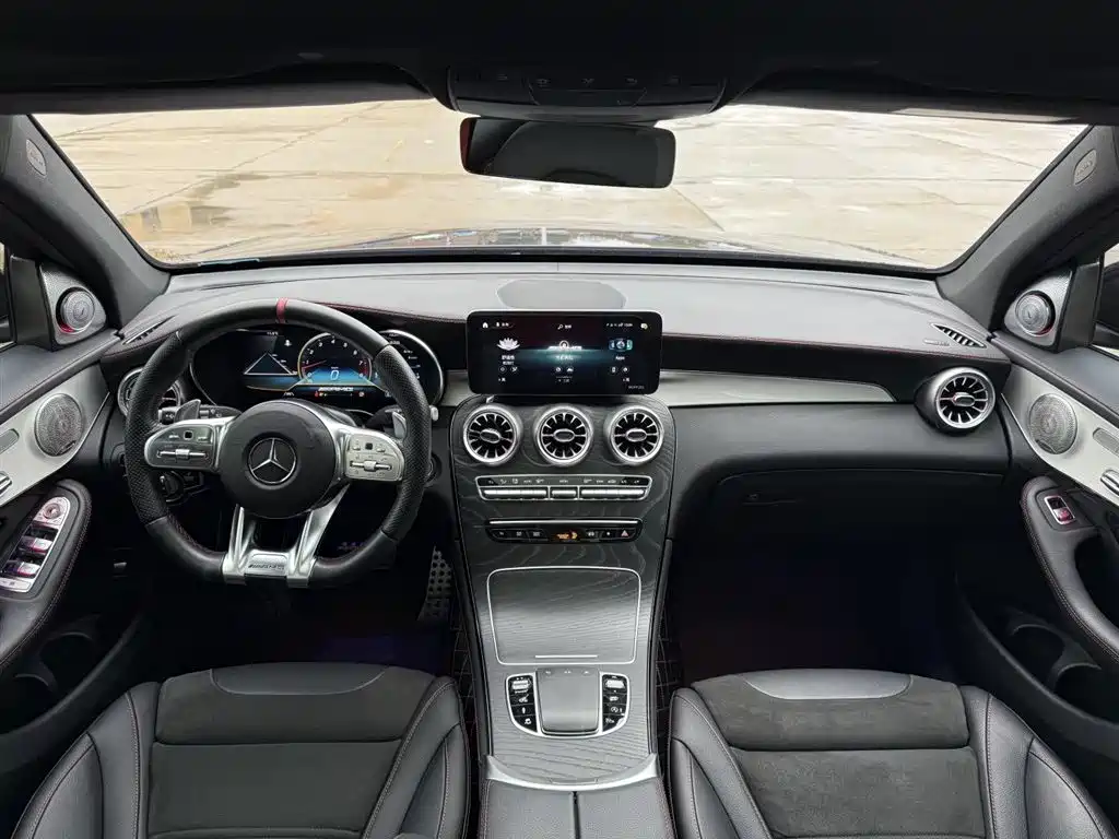 Mercedes-Benz GLC AMG 2021 — фото 16