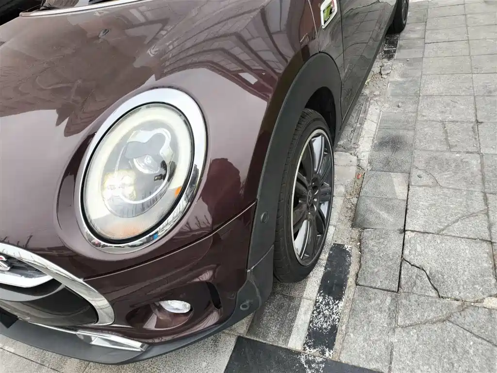 MINI Clubman 2018 — фото 24