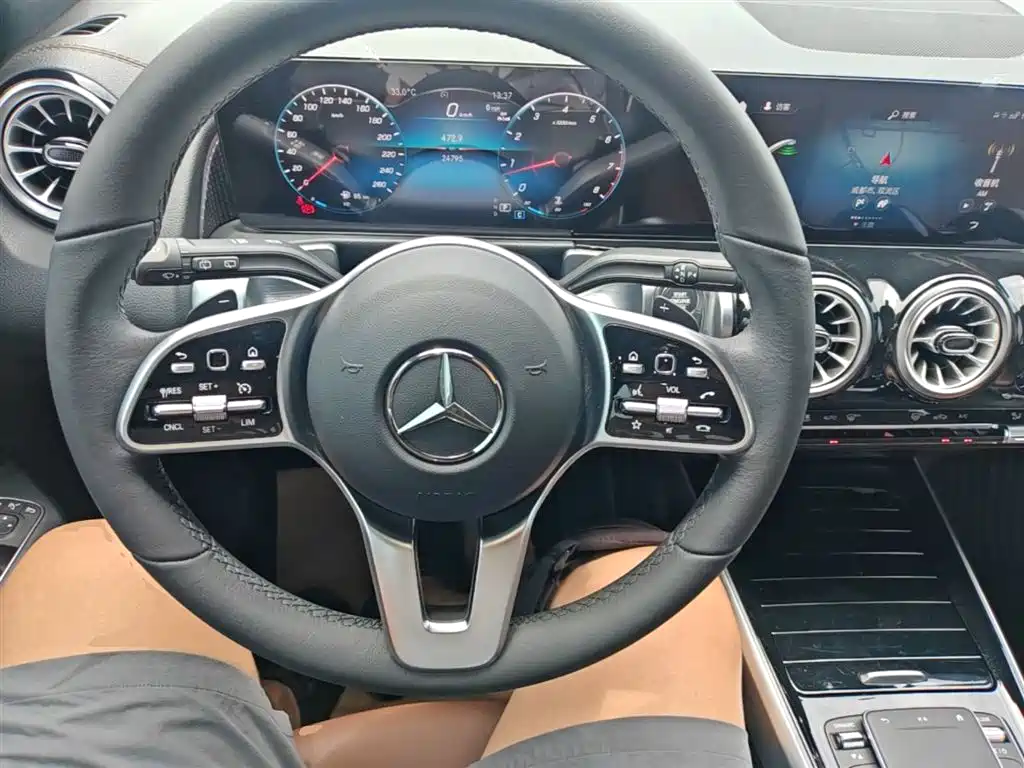 Mercedes-Benz GLB 2023 — фото 11