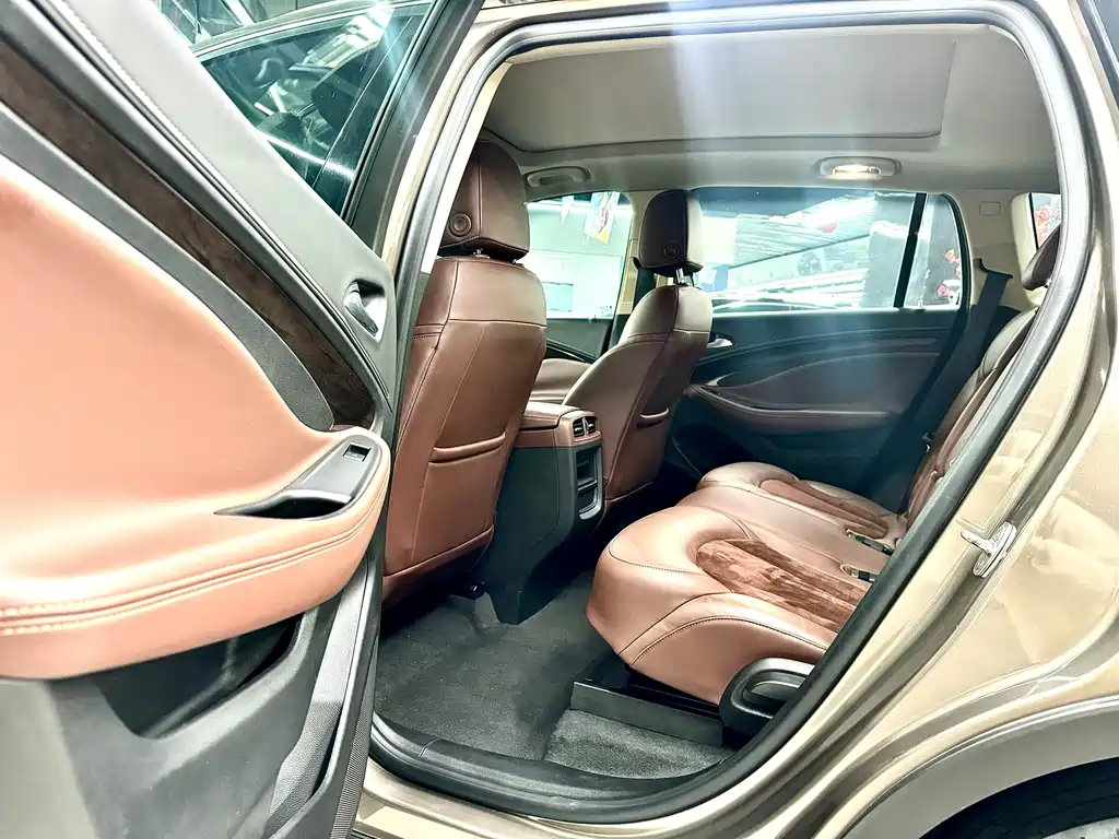 Buick Envision Plus 2017 — фото 11