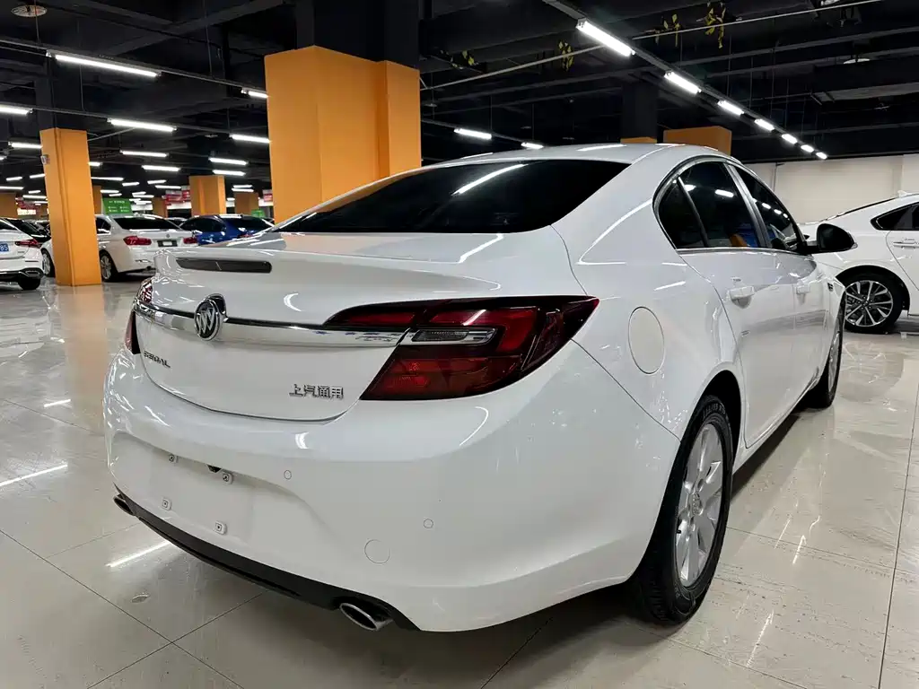 Buick Regal 2016 — фото 13
