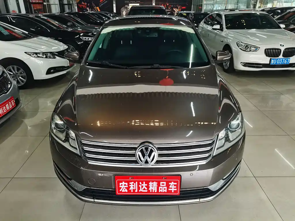 Volkswagen Magotan 2013