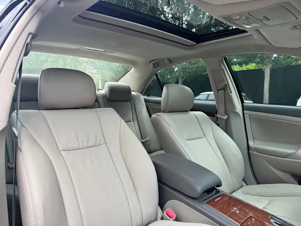 Toyota Camry 2015 — фото 11