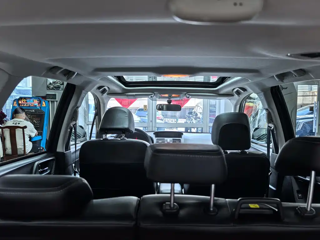 Subaru Forester 2014 — фото 16
