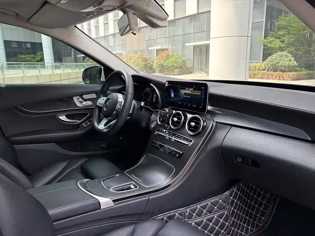 Mercedes-Benz C-Class 2020 — фото 11