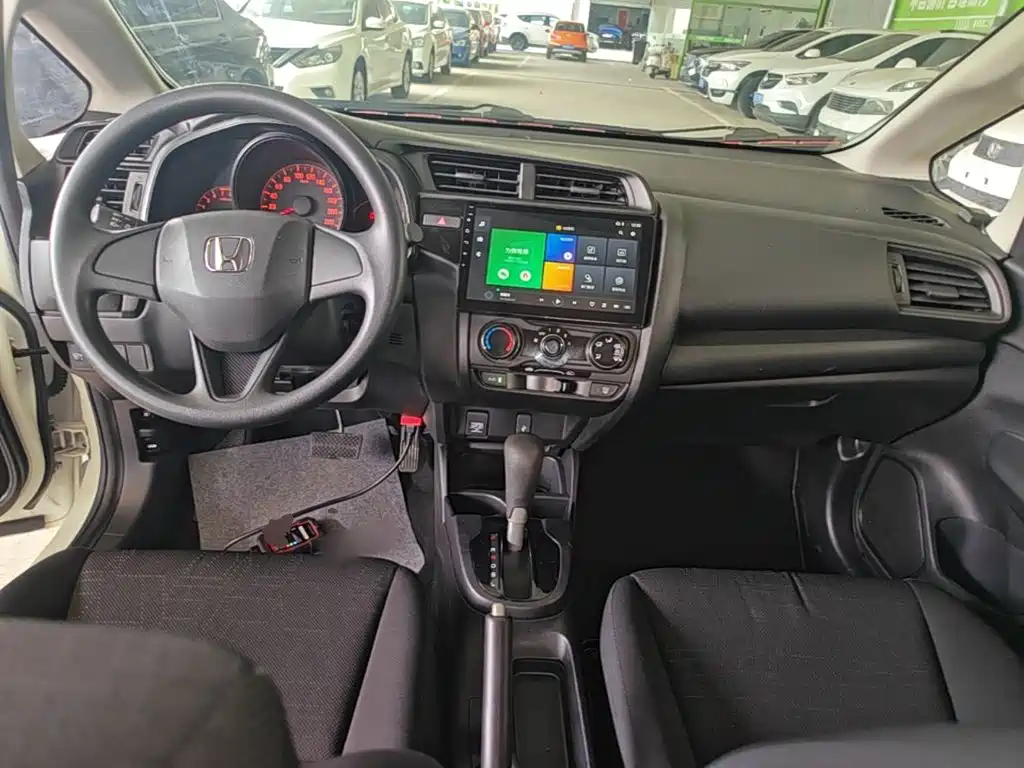 Honda Fit 2019 — фото 10