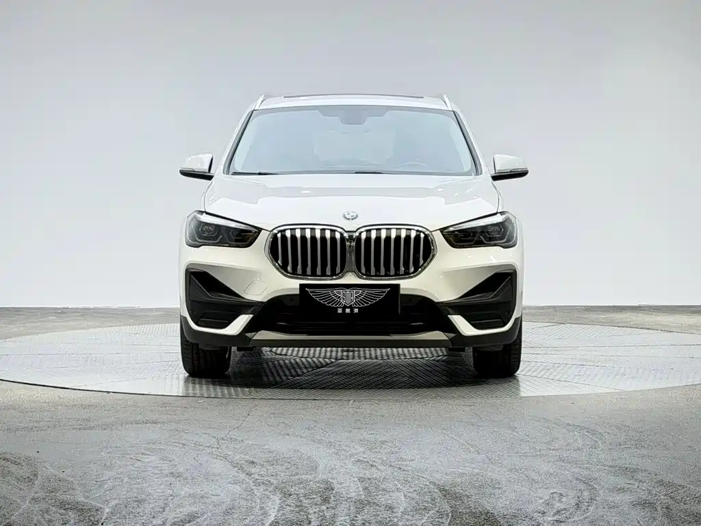 BMW X1 2023 — фото 2