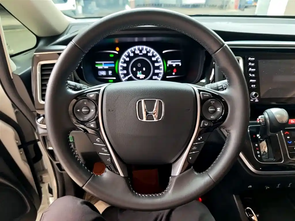 Honda Elysion 2021 — фото 11