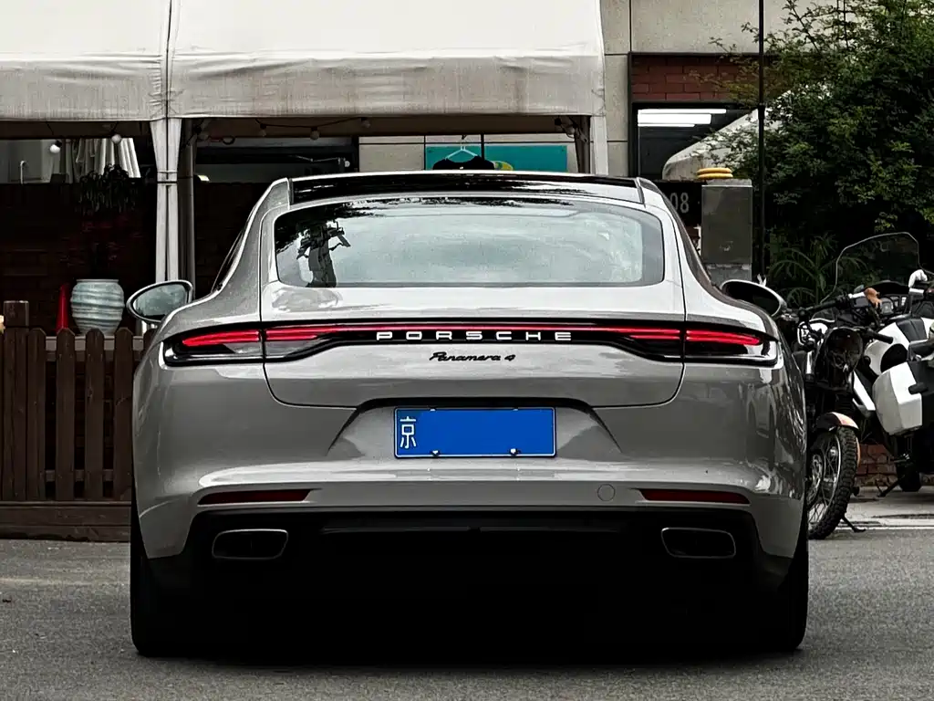 Porsche Panamera 2022 — фото 14