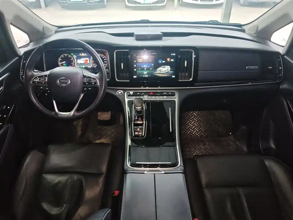 GAC Motor Trumpchi M8 2023 — фото 6