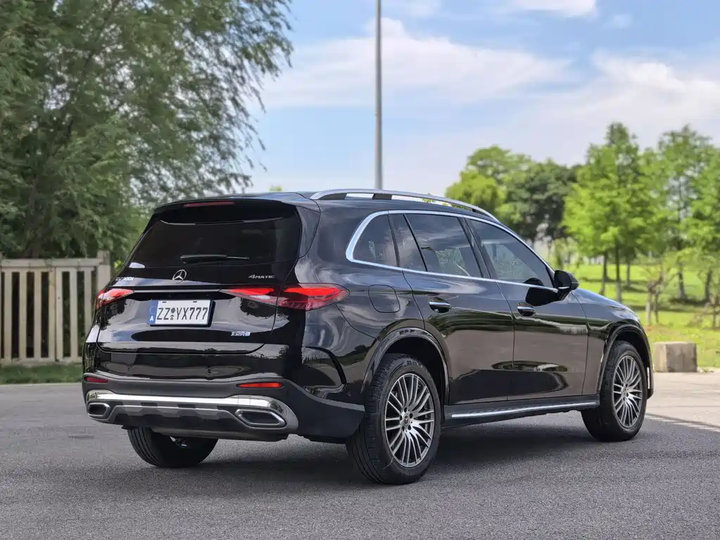 Mercedes-Benz GLC 2023 — фото 18