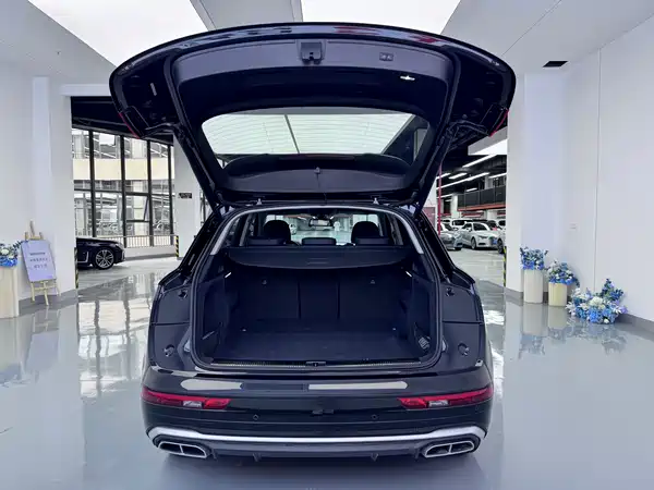 Audi Q5L 2022