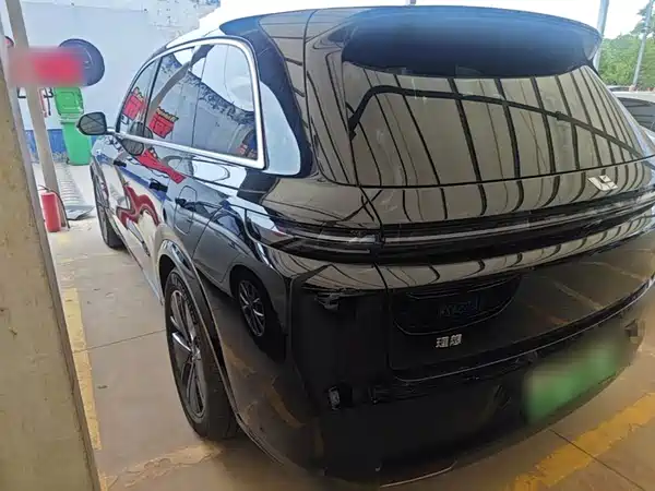 Li Auto L8 2024