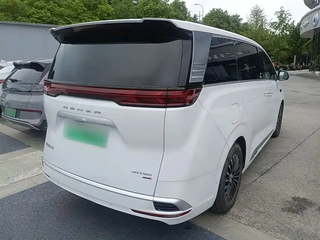 Denza D9 2025 — фото 7