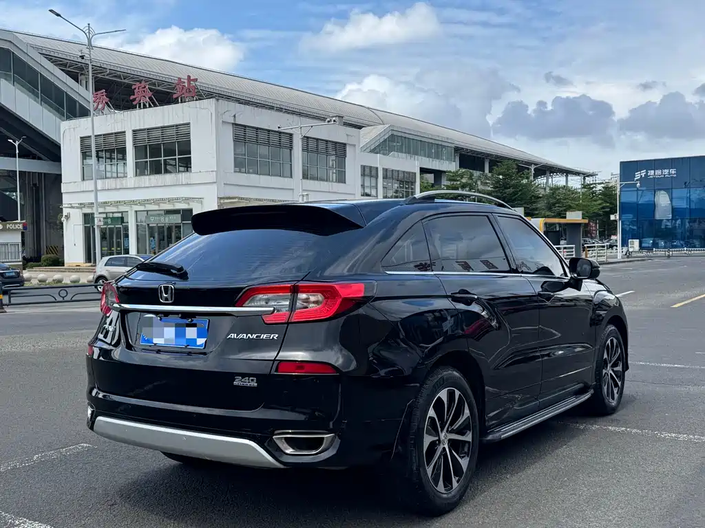 Honda Avancier 2018 — фото 9