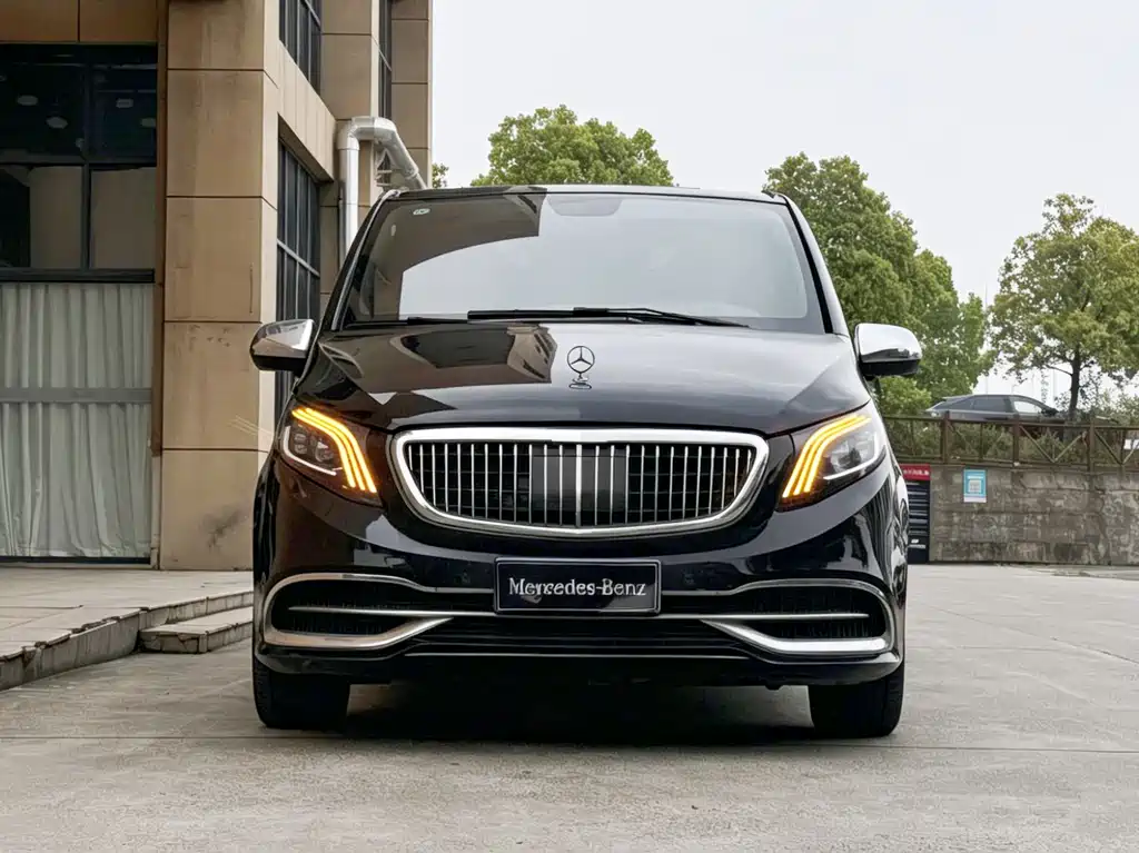 Mercedes-Benz Vito 2023 — фото 2