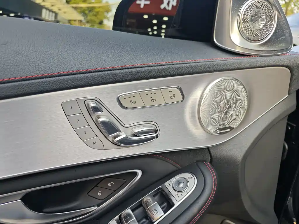 Mercedes-Benz C-Class AMG 2022 — фото 25