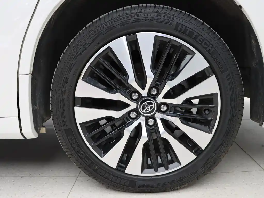 Toyota Alphard 2018 — фото 9