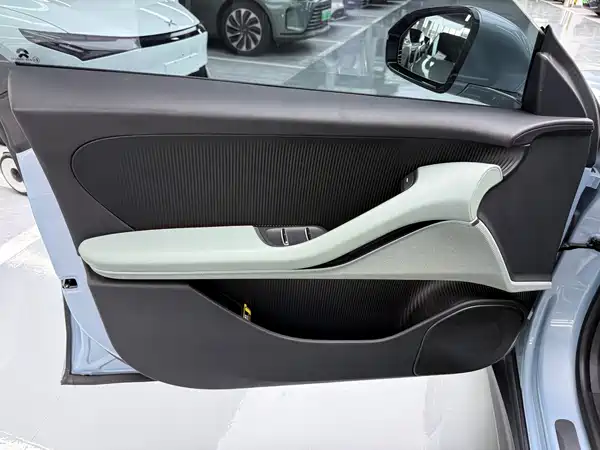NIO ET5 2022