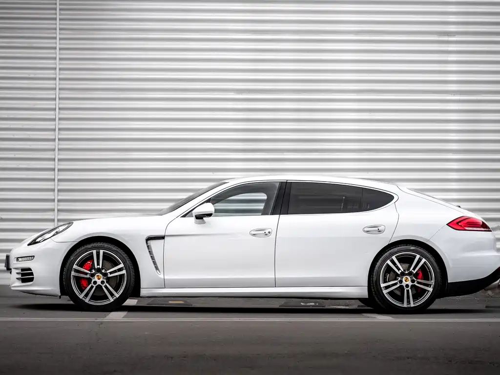 Porsche Panamera 2015 — фото 3