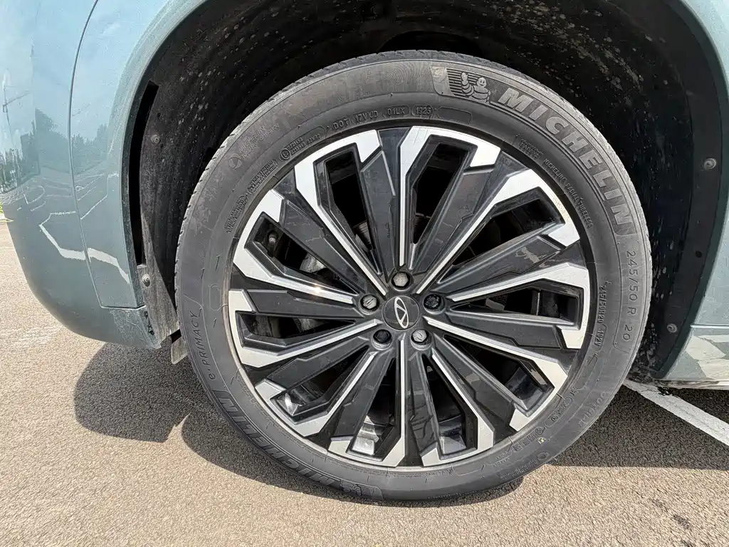 Chery Tiggo 9 2023 — фото 16