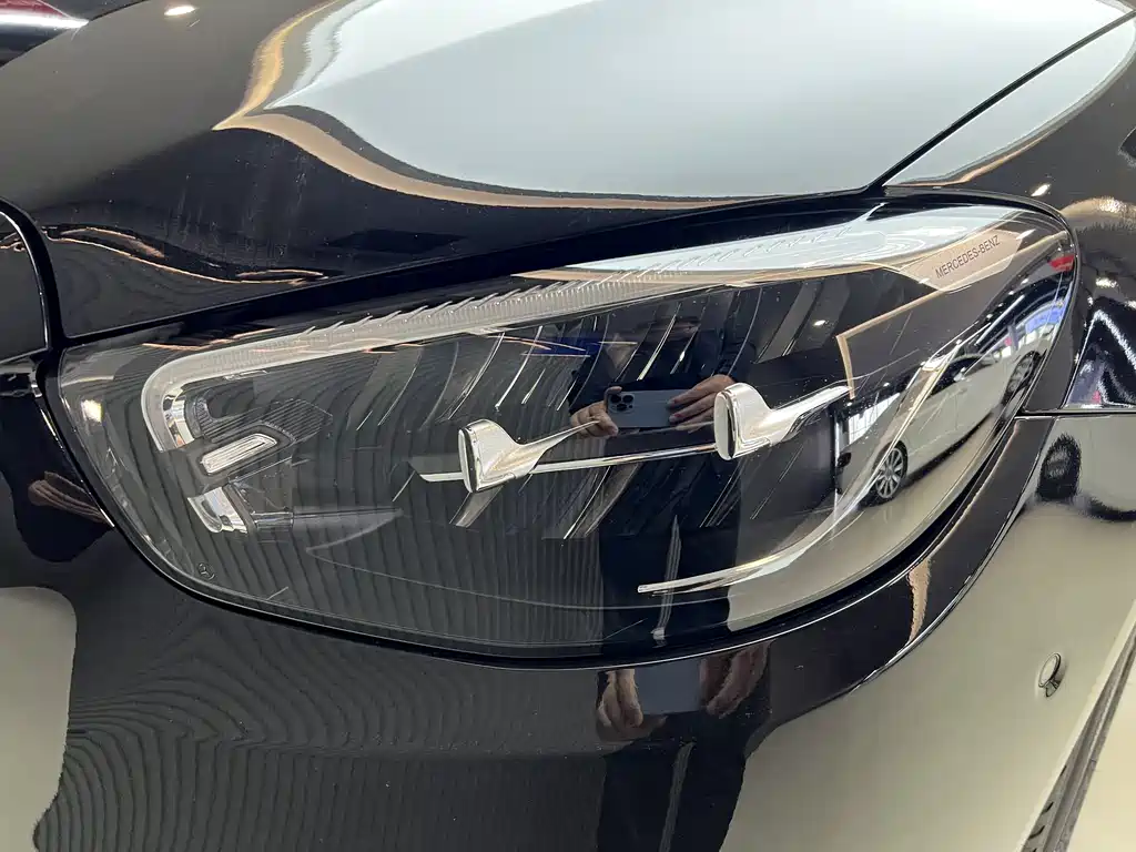 Mercedes-Benz E-Class 2021 — фото 18
