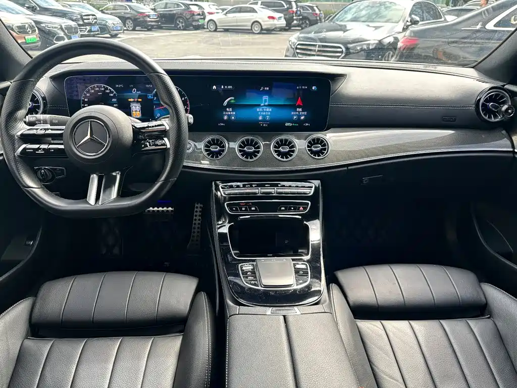 Mercedes-Benz E-Class 2021 — фото 11