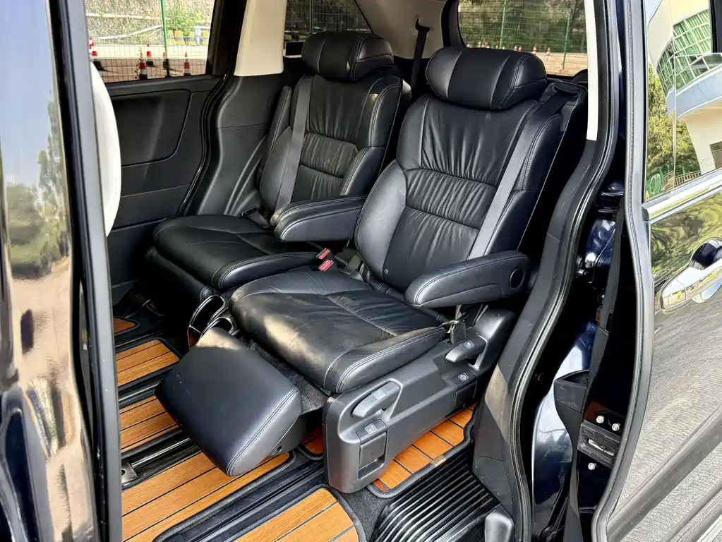 Honda Odyssey 2019 — фото 13