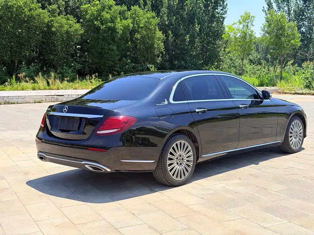 Mercedes-Benz E-Class 2020