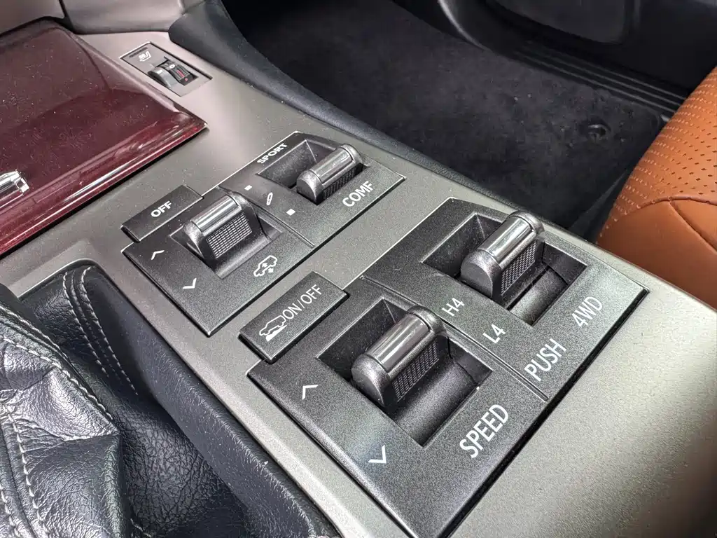 Lexus GX 2016 — фото 18