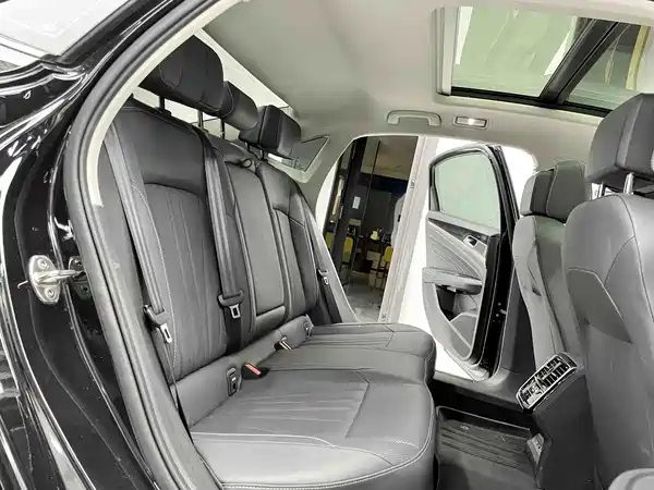 Volkswagen Passat 2024