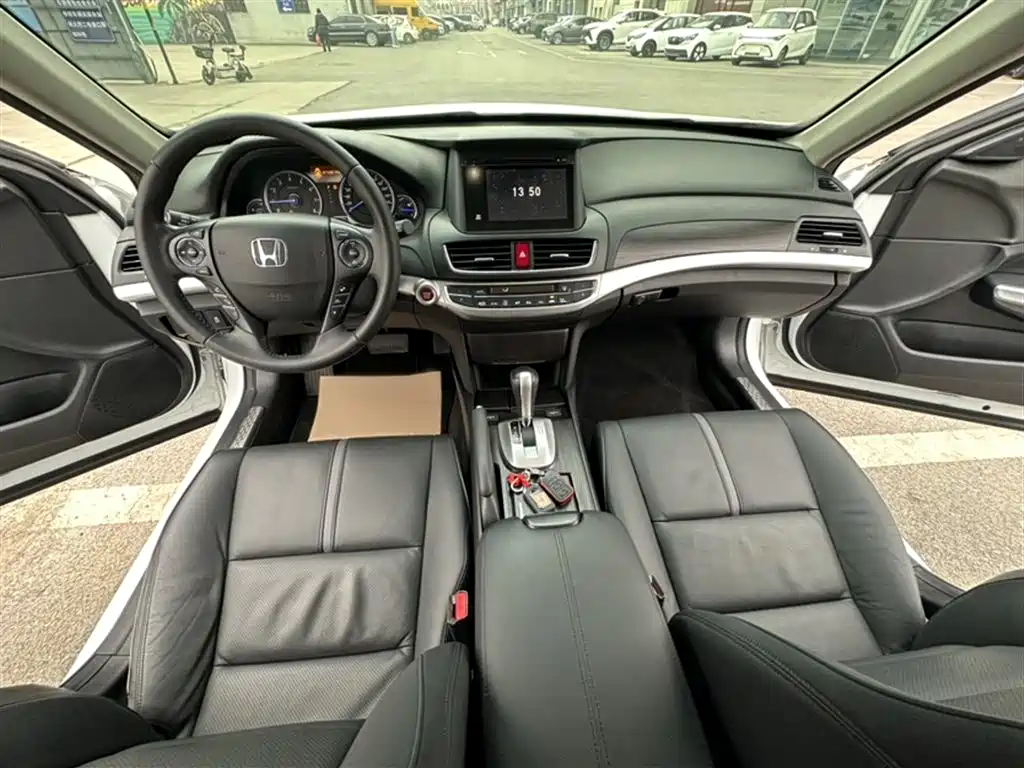 Honda Crosstour 2015 — фото 21