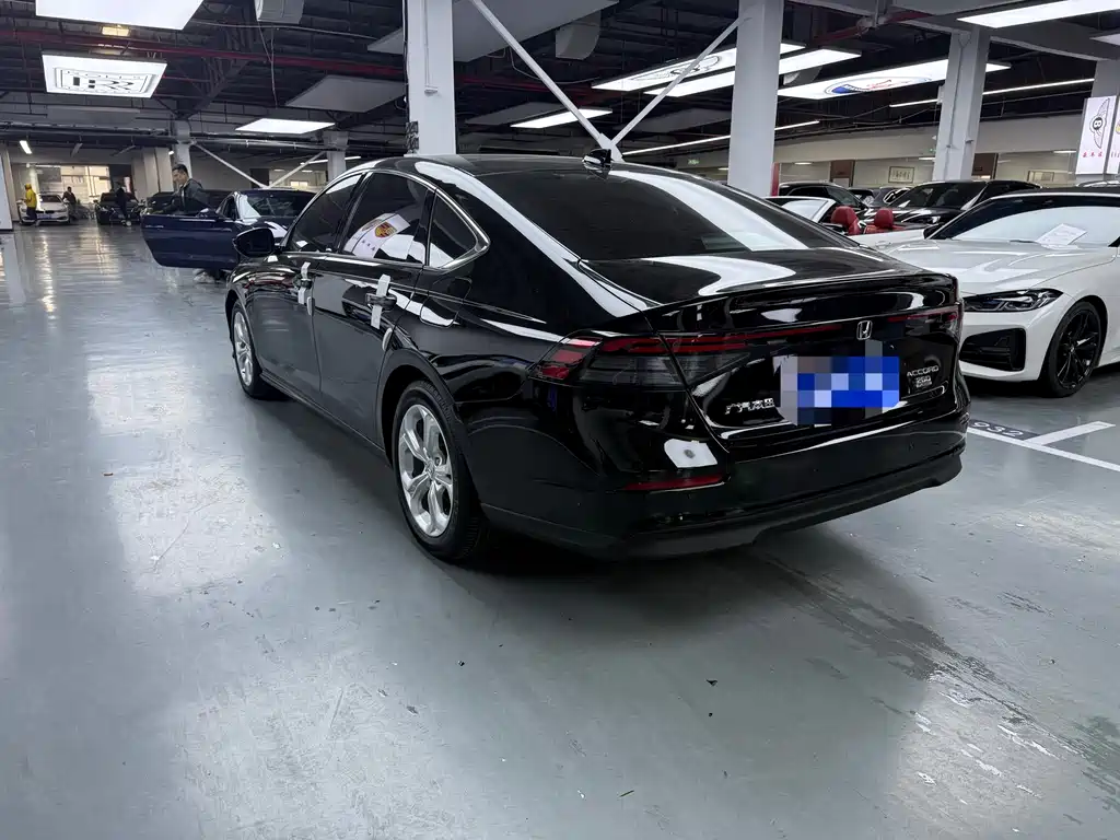 Honda Accord 2024 — фото 11